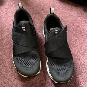 TIEM Black Women's Spin Shoes - Cleats included